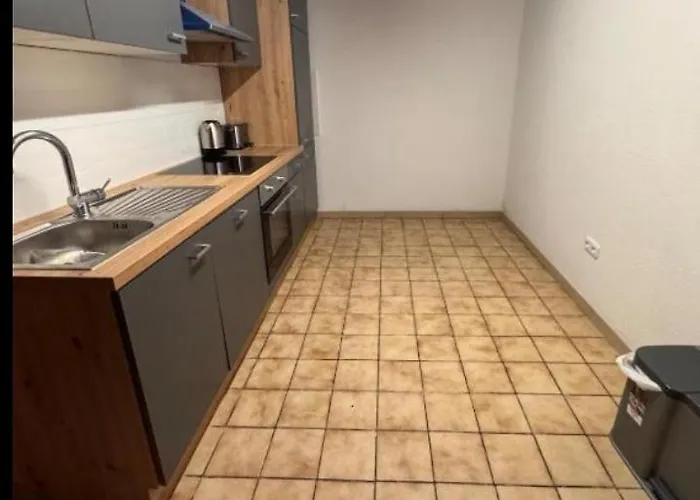 Grosse In Mit 2 Badezimmer 公寓