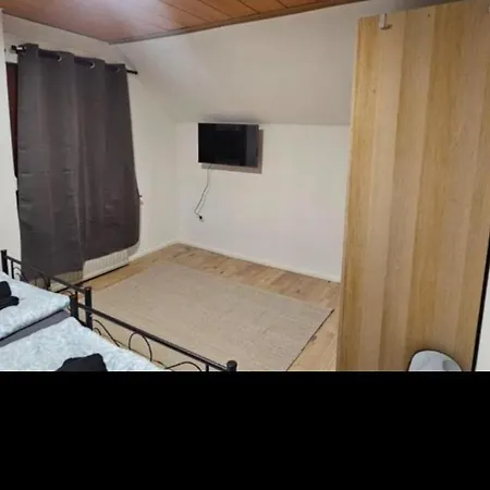 Grosse In Mit 2 Badezimmer Διαμέρισμα *