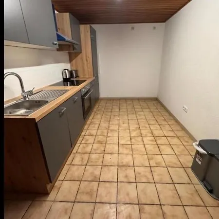 Grosse In Mit 2 Badezimmer Appartamento